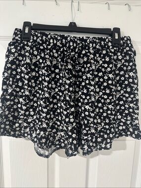High-Waist Black Floral Pull-On Shorts
